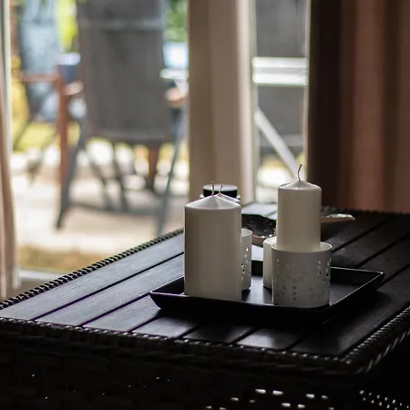 Modern And Elegant In A Quiet Part Of 公寓 *