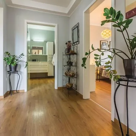 Διαμέρισμα Modern And Elegant In A Quiet Part Of