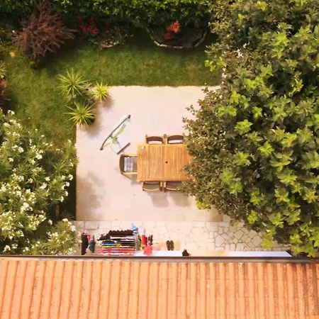 アパート Modern And Elegant In A Quiet Part Of プーラ