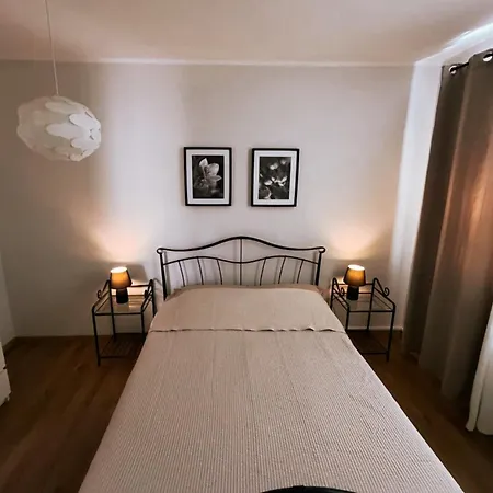 Modern And Elegant In A Quiet Part Of Appartement *