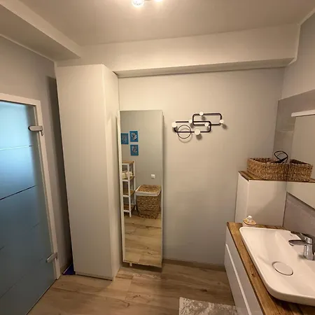Modern And Elegant In A Quiet Part Of *