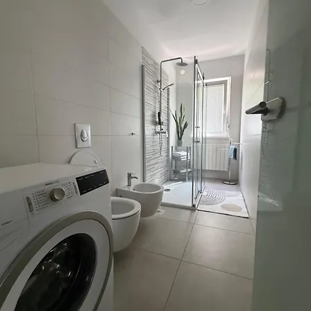 Modern And Elegant In A Quiet Part Of Appartement Pula