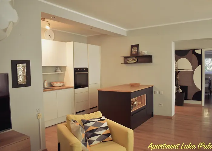Apartment Modern And Elegant In A Quiet Part Of *